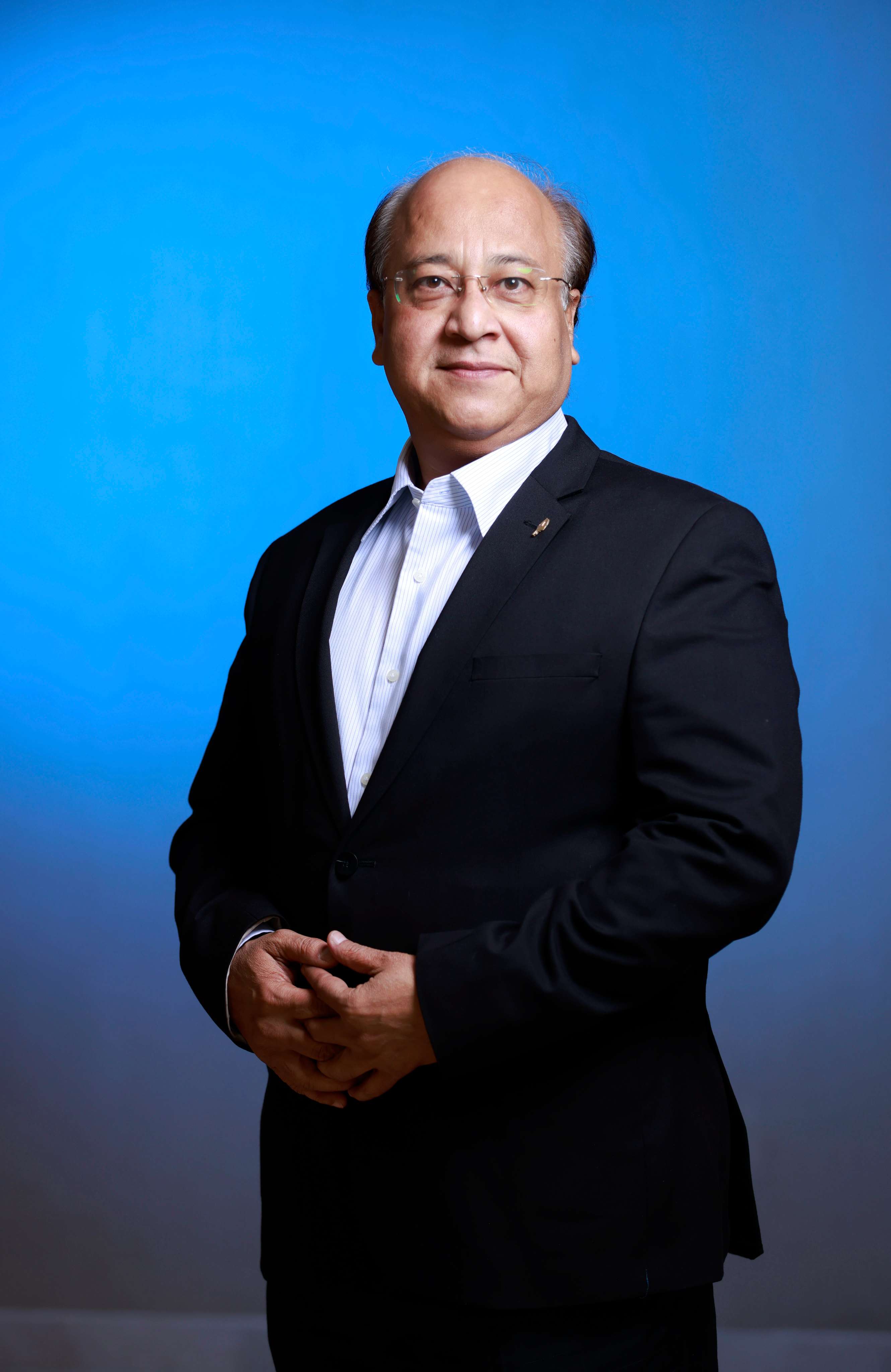  Subhashish Mazumder