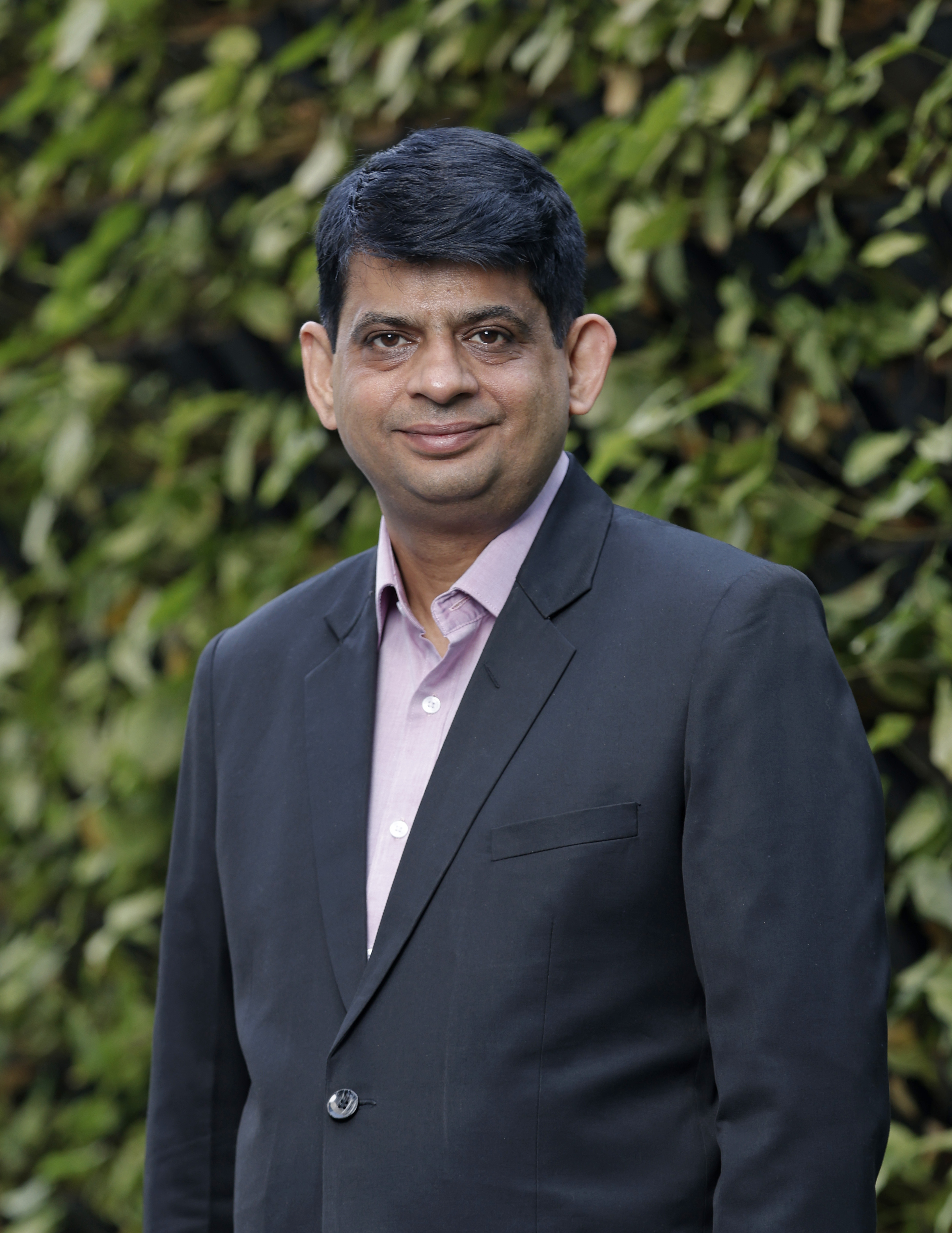 Manoj Duggal